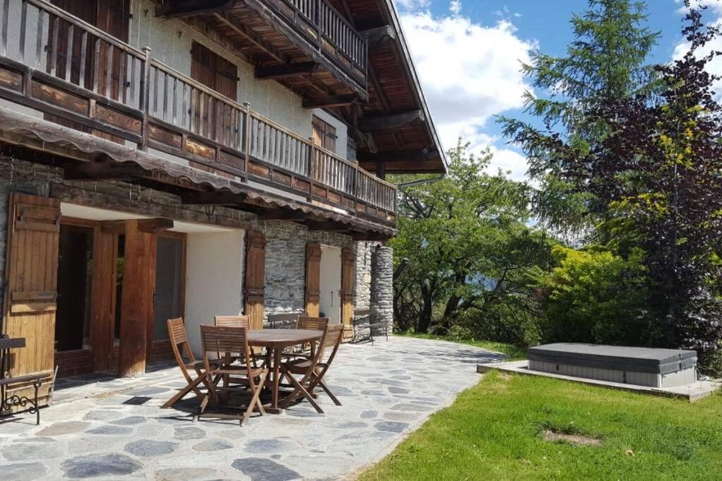 Paisible Chalet Montagne Avec Option Jacuzzi Seez Exterior photo